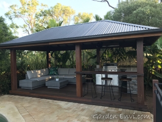 Gazebo featuring Merbau Decking with bIg end section Harwood Posts available from Tradeware Building Supplies, Chandler, Brisbane.